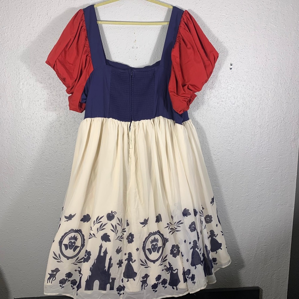 Disney Her Universe Snow White Retro Puff Sleeve Dress NWT Navy Red Cream Sz 5X - Picture 5 of 16